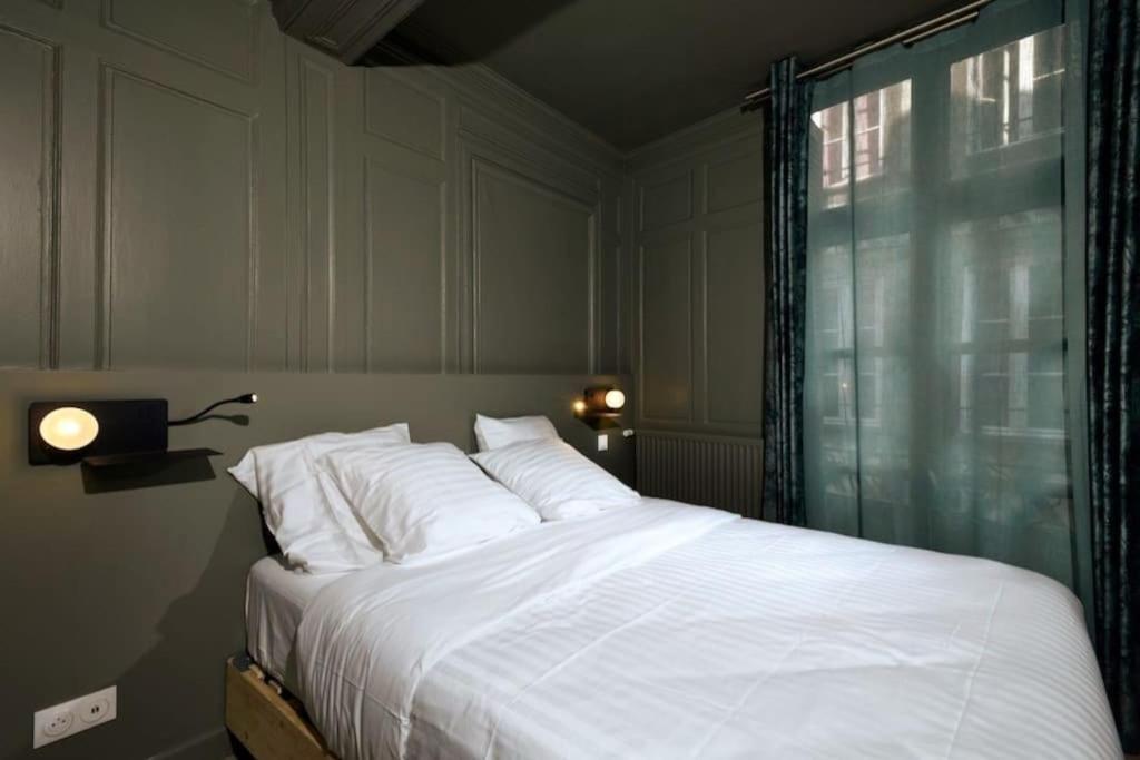 Hyper Center 85m2, The Atypical Haussmann 5* Appartement